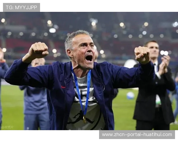 萨福诺夫洲际杯扑点成名,首获月最佳球员荣誉